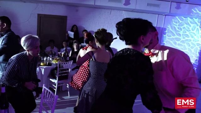 Петь и танцевать в ЕМS любили всегда (из видео архива компании)