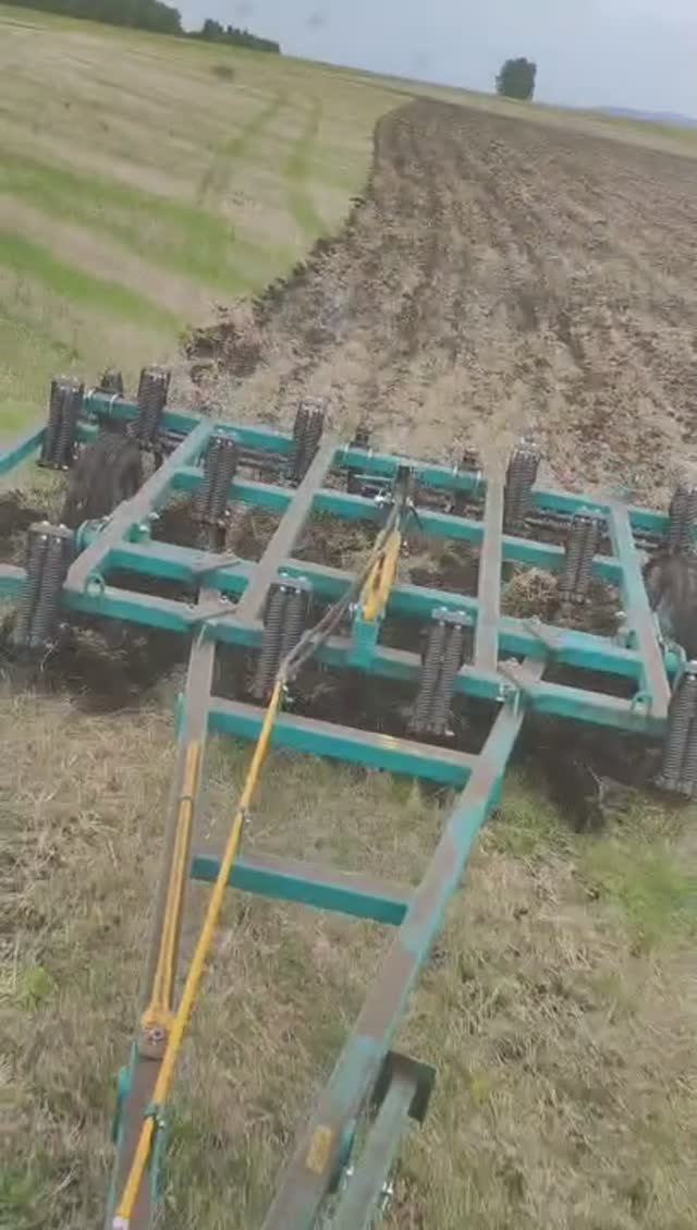 Работа культиватора КППУ-4 в Красноярском крае