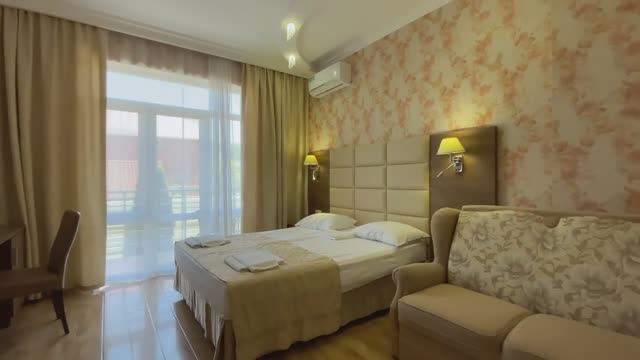 Студия люкс пятиместная