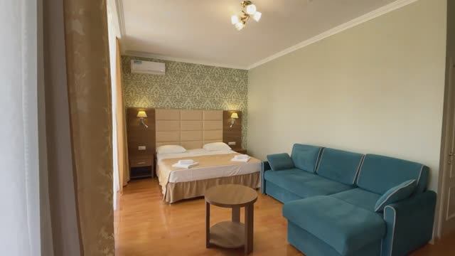 Делюкс с видом на бассейн