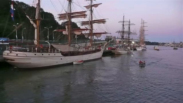 Last Night Of The Tall Ships Races 2011
