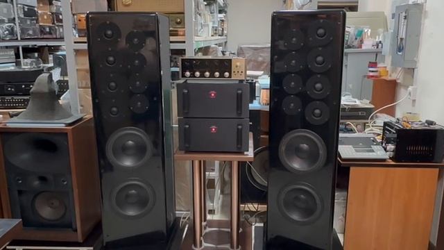 Напольная акустика Cello Master Stradivari