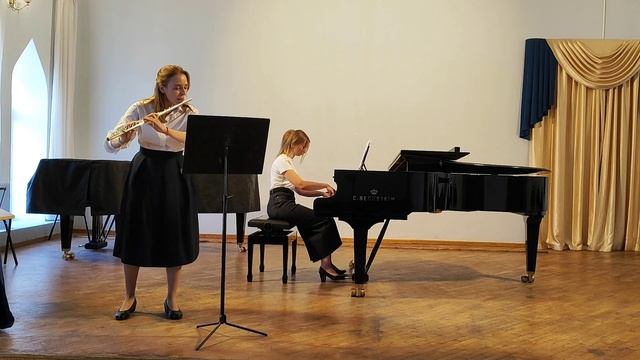 Е. Дюльденко 