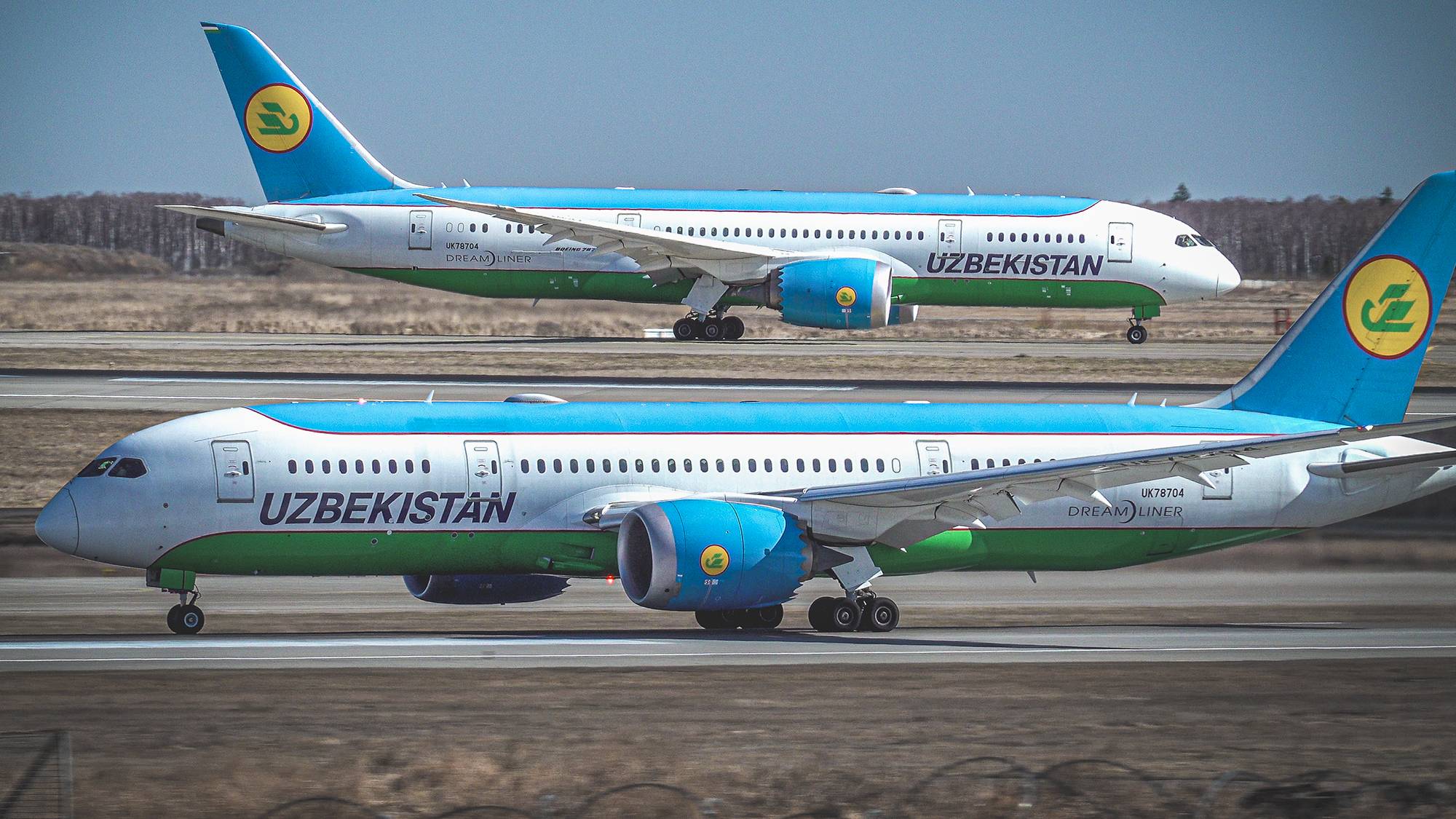 Красивый взлет в ветреную погоду. Uzbekistan Airways  Boeing 787-8 Dreamliner  UK78704