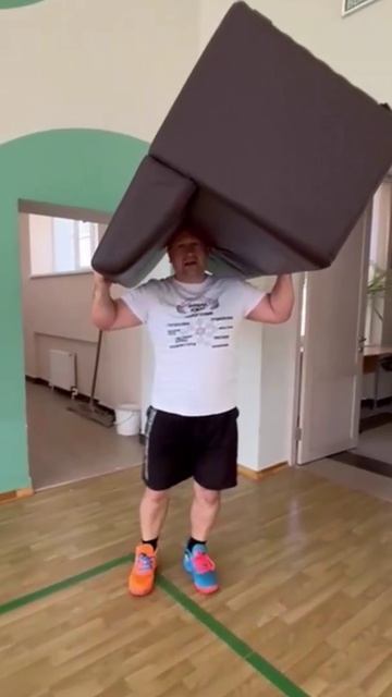 ХОБА!) Почти как Алексей Иванович Вахонин)