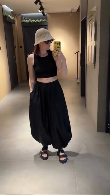 Из 2,5 метров плотного хлопка из Venera Tkani получились трендовые шаровары ❤️ #выкройки