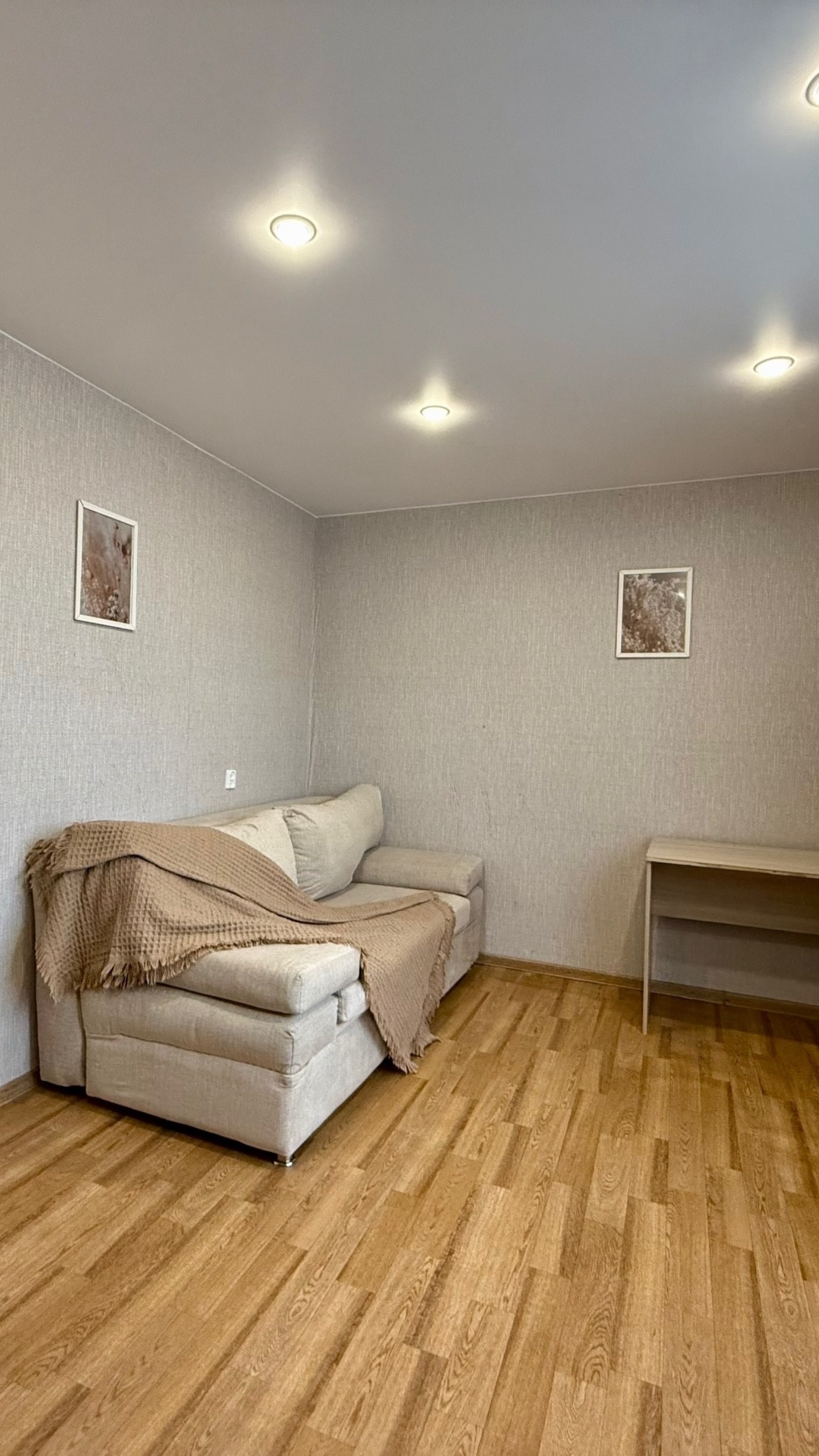 Укомплектованная двушка у парка