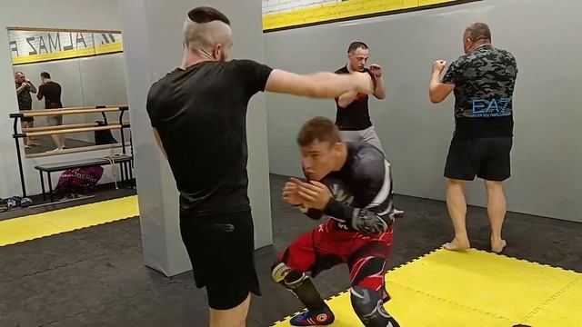 ММА - Мурино. Тренировки. Клуб единоборств Алмаз. Петровский бульвар 7.