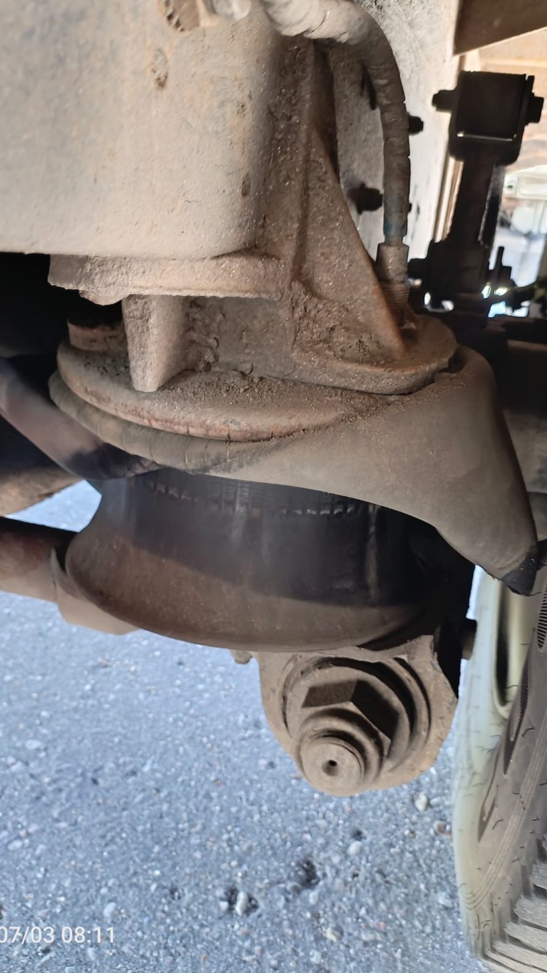 ГАЗон НЕКСТ 10.0 замена пневматического баллона заднего моста