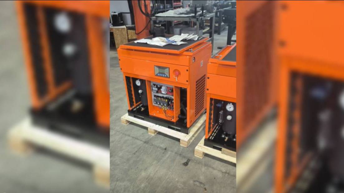 ЗИФ-СВЭ-1/1,0 ШМ — электрический винтовой компрессор для СТО и производства!