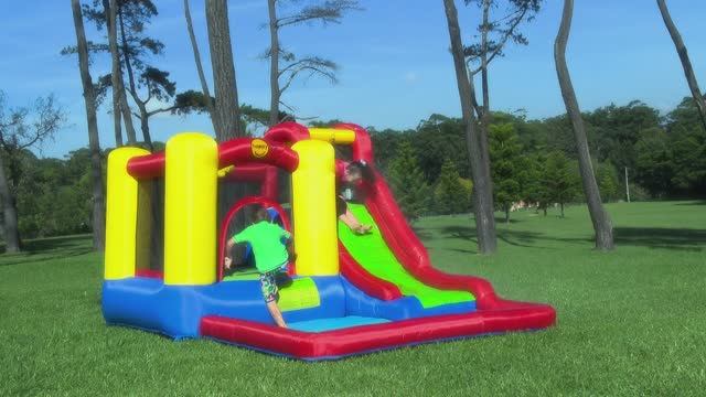 Надувной батут Happy Hop 