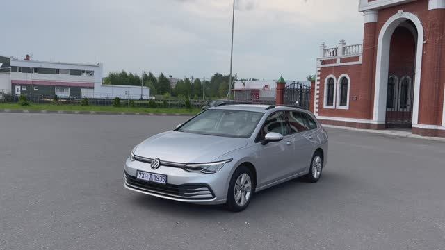 Обзор на Volkswagen Golf 8 2021 года универсал.