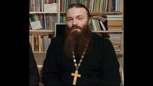1000047483.mp4мавзолей Ленина и крест царя