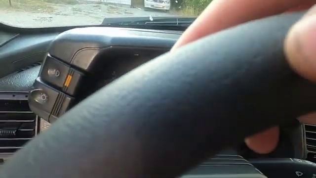 Как поставить ПНЕВМоТИЧЕСКИЙ СИГНАЛ на ВАЗ 2110 АНАТОМИЧЕСКИЙ РУЛЬ в десятку часть 2