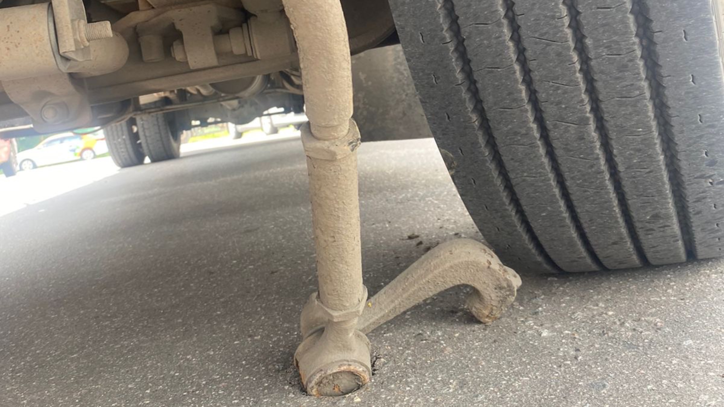 Замена рычага поворотного кулака и продольной тяги на ГАЗон НЕКСТ 8,7