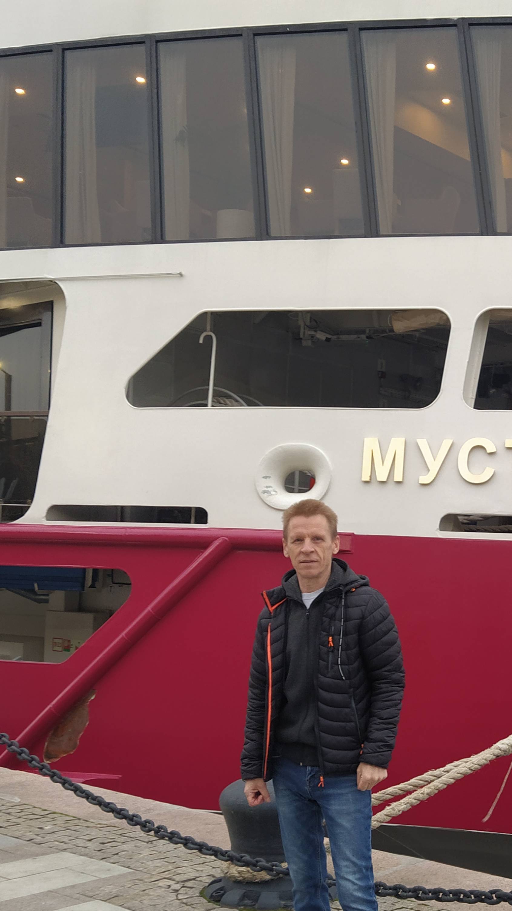 Танцы Навигации, песни Кругосветной выставки.