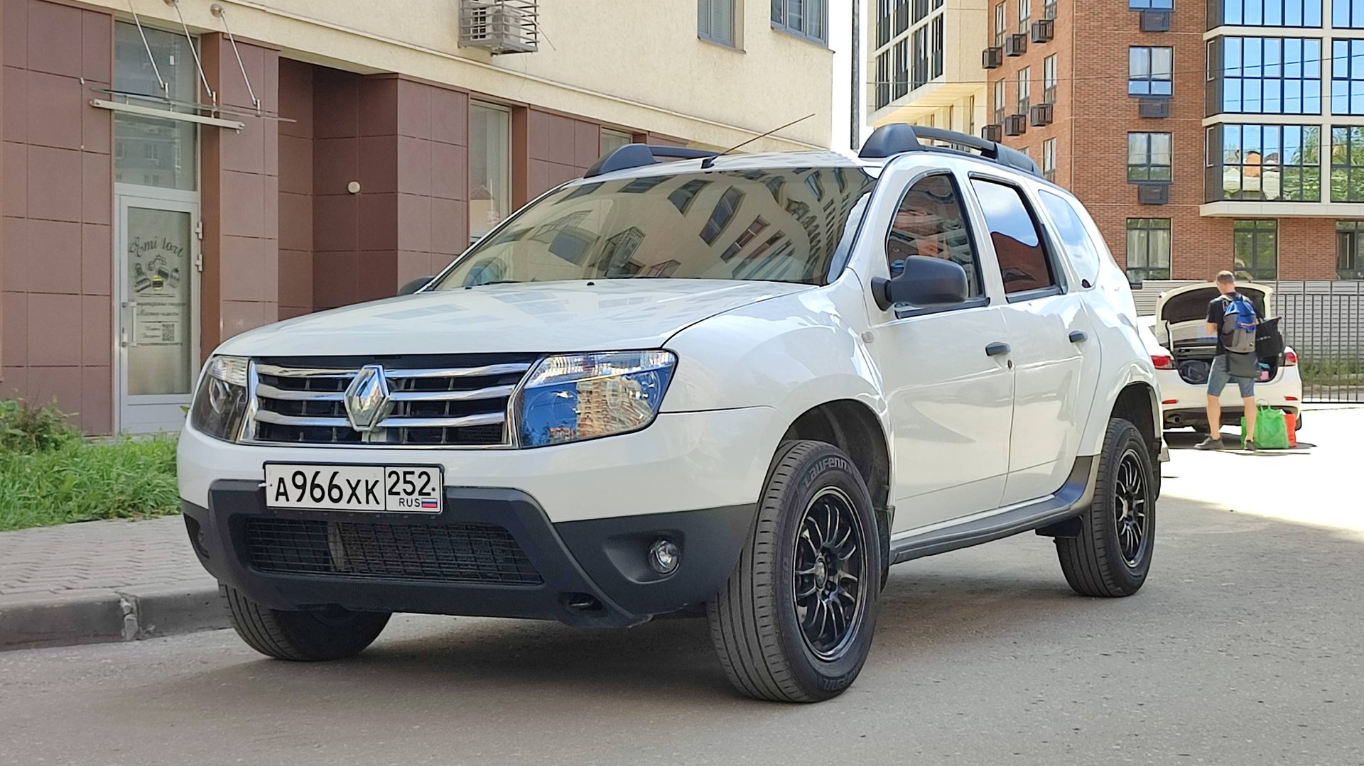 Renault Duster 2013 г.в. 1,6 МКПП 4WD