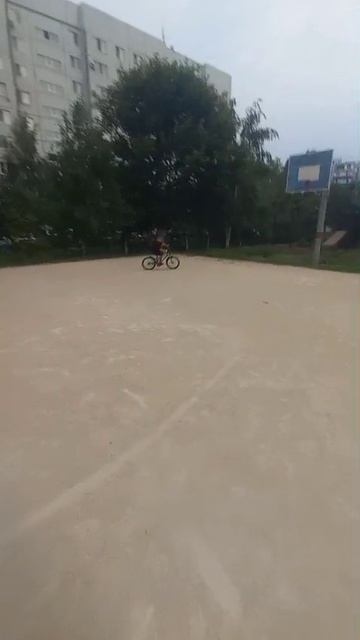 как научится дрифтовать на велосипеде