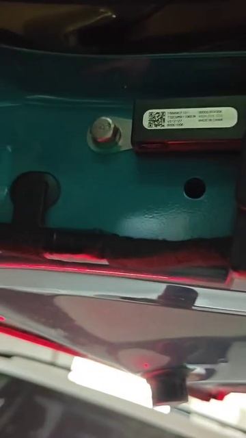 Zeekr замена кнопки багажника 2