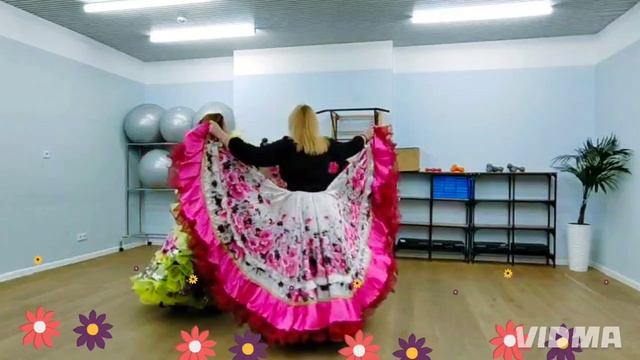 Татьяна Гаврилова, Светлана Касич, Марина Чайка. Колхозница.