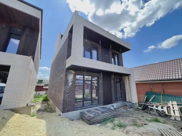 Стильный современный дом 245 м² | Эксплуатируемая кровля с пан