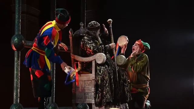 Художник-постановщик Вячеслав Окунев о работе над спектаклем 