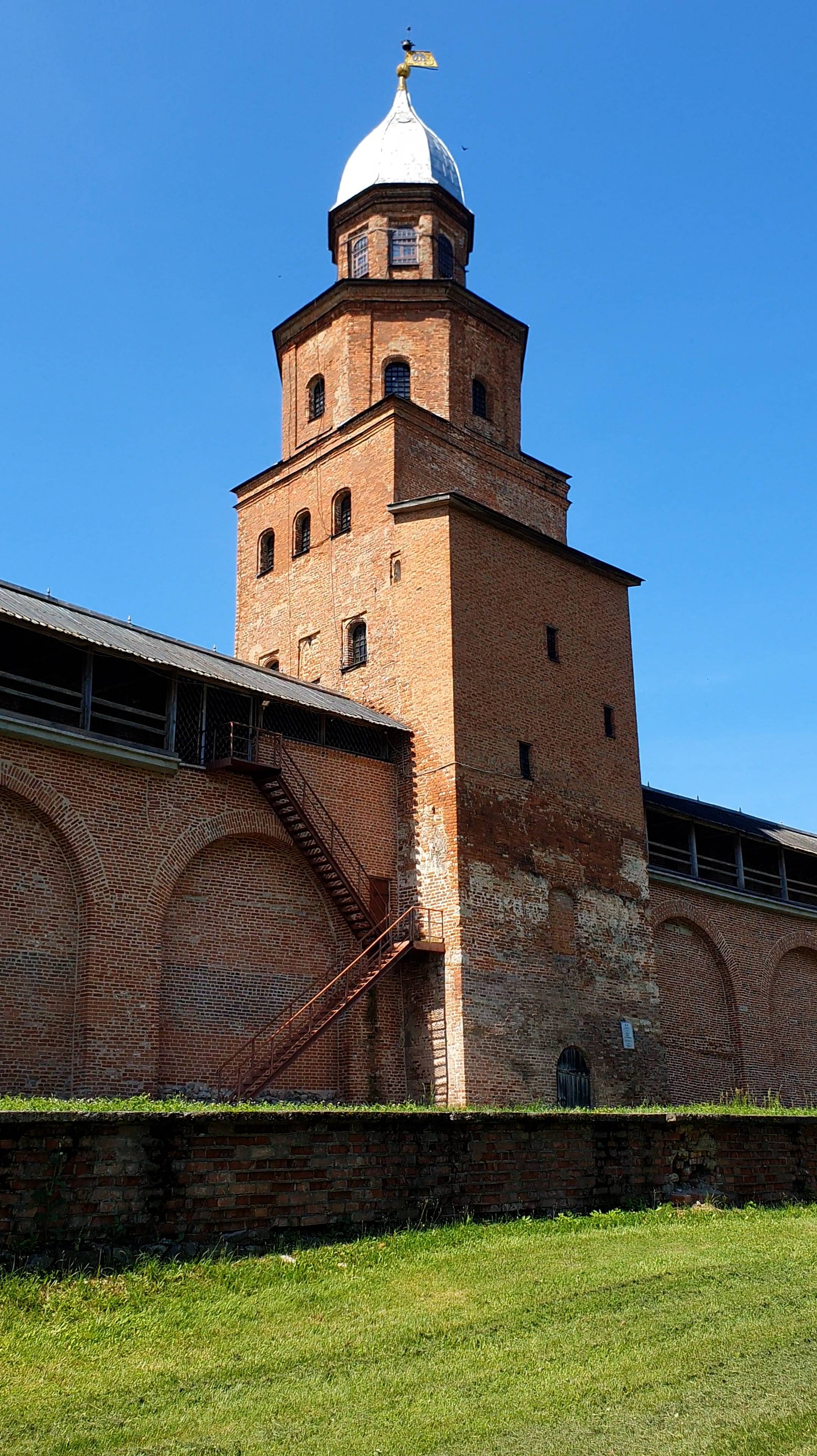 3bcfcb9c69b524eabb7b009ce570895c