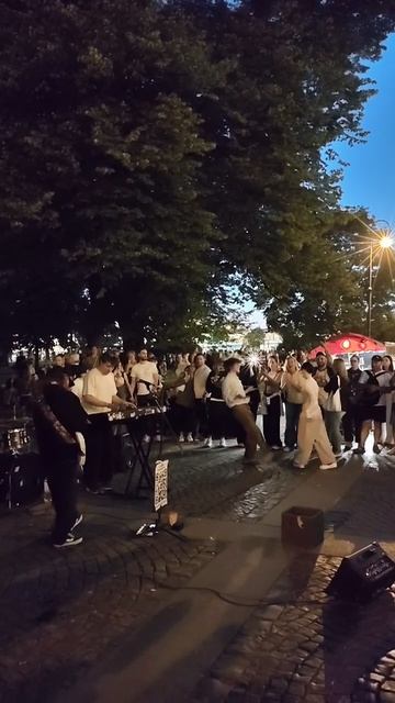 76f2db5e9ac52a2cba60dd1943c52bf1