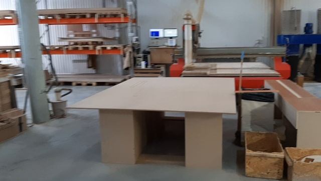 Репортаж с производства Лагом - производство столов и стульев.