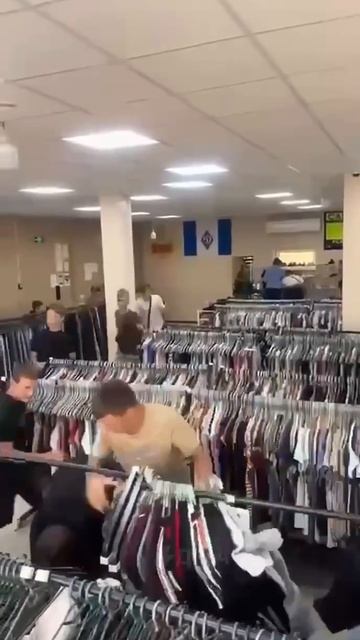 Штурмовая бригада «Сэконд Хенд».

🤣Хохлы, это всего лишь одежда, да и к тому же поношенная.