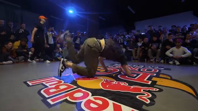 B-Boy Bumblebee Vs. B-Boy Nord Diamond  BATTLE  Red Bull BC One Cypher Moscow 2021