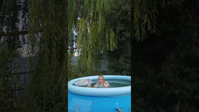 Я в бассейне часть 2