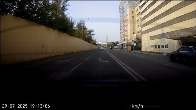 Полоумные водители.