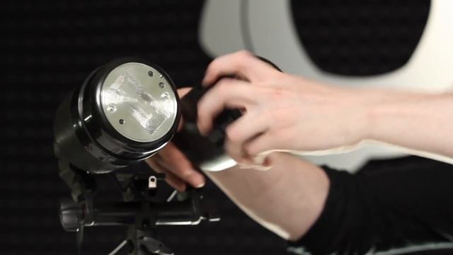 Falcon Eyes SS 88: обзор студийной ведомой  вспышки  без регулировки мощности.