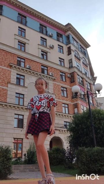 как назвать это видео?