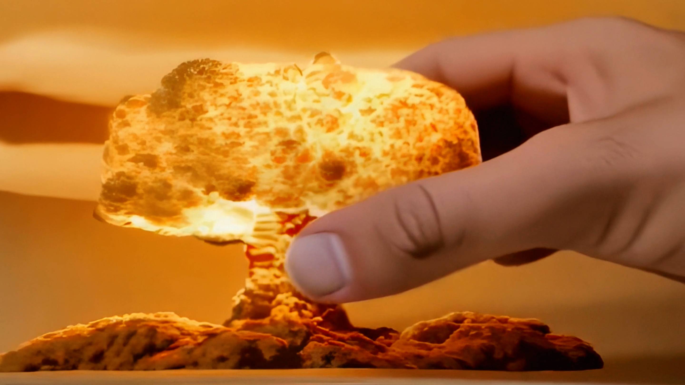 ИИ против ядерного гриба