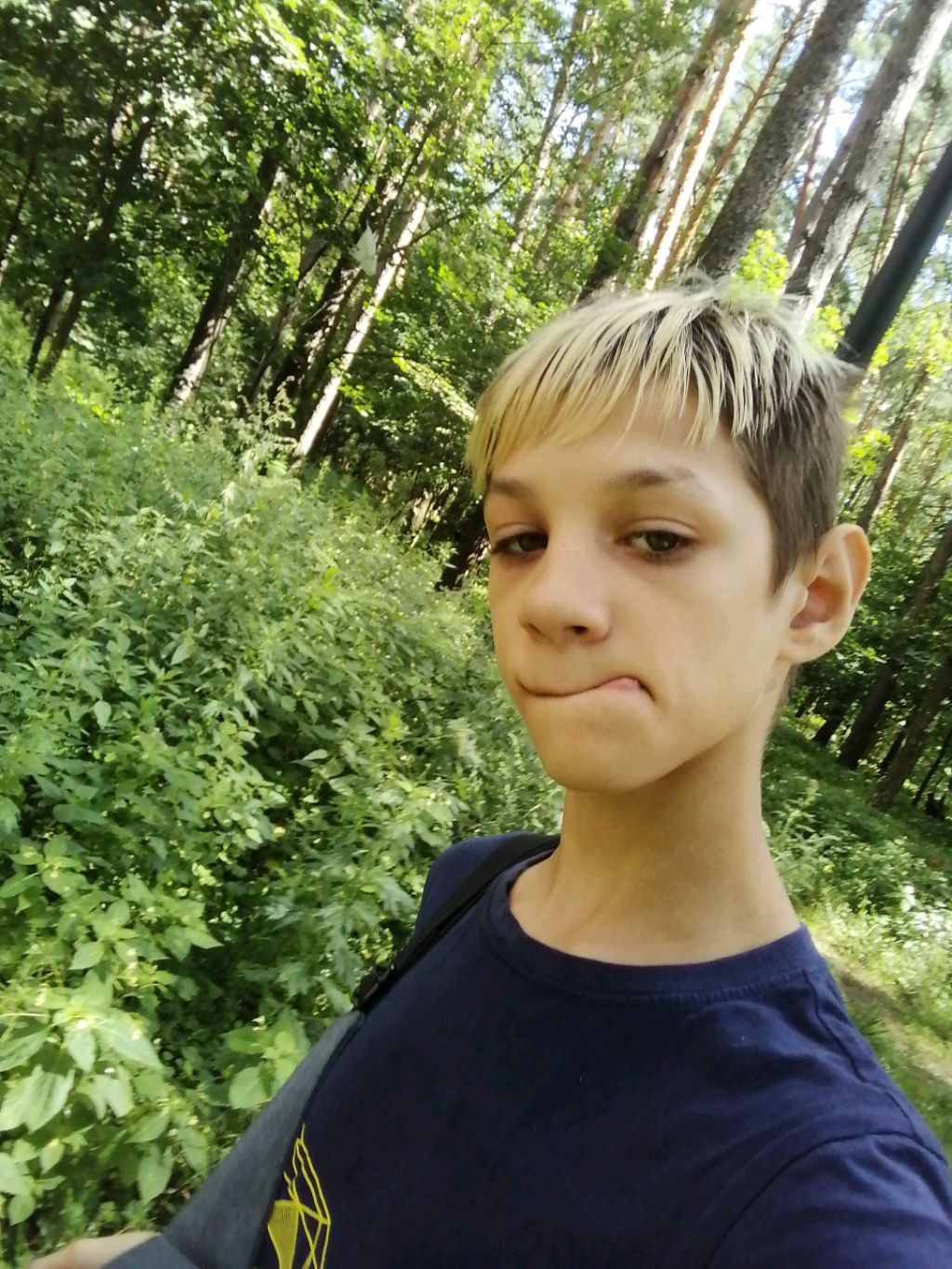 в честь 10 подписчиков бахаю зажигалки.