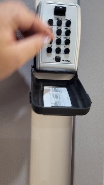 спутник открытие кейбокса.mp4