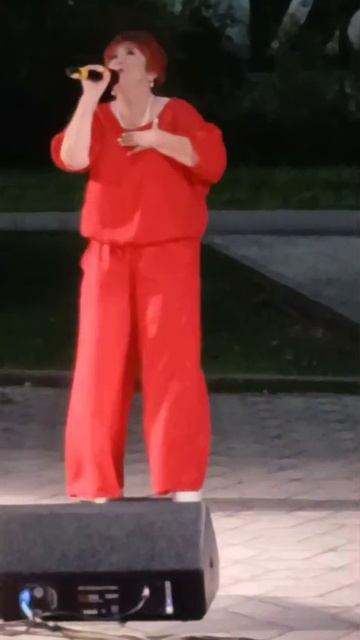 Светлана Абрамова Белые гроздья акации.