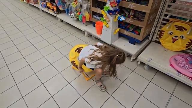 Приехали в Испанию.В этом доме будем жить весь август