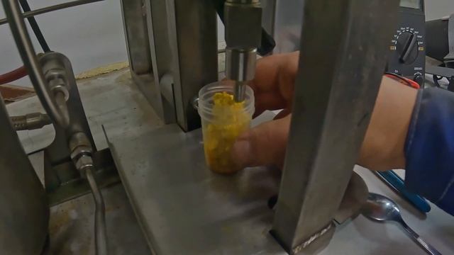 Тестовая экстракция прополиса на установке 