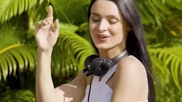 Songs Remixed From The 70s, 80s, 90s . Let's Enjoy And Remember Beautiful Memories