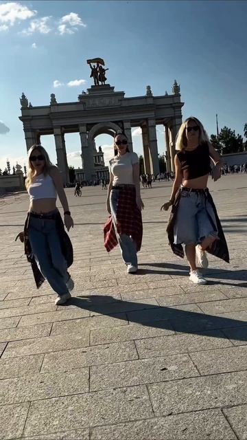 Уже сегодня в 00:00 на всех площадках!🔥 SANTALOVA - Не актив