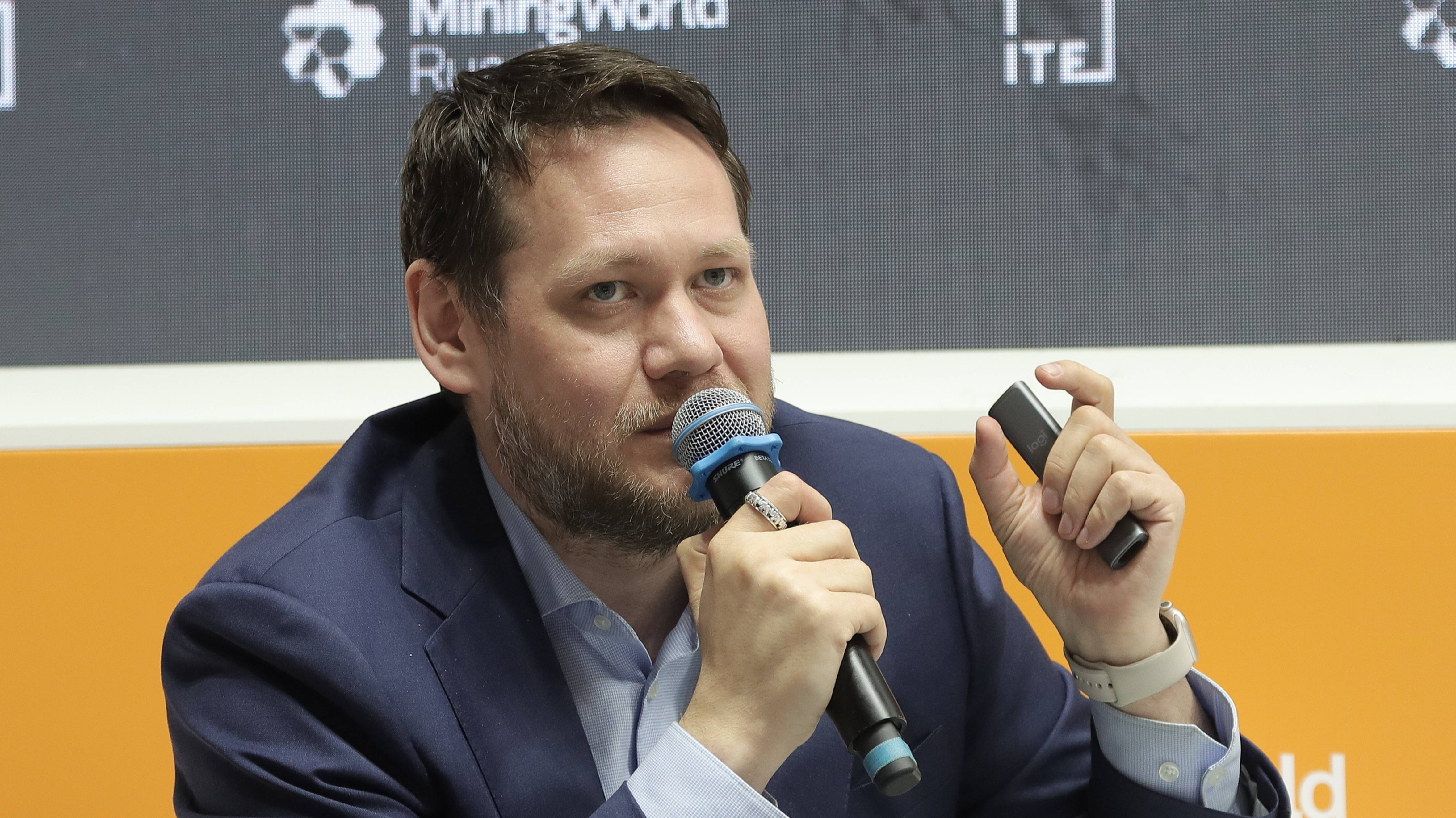 Круглый стол ГЕОМИКС. Докладчик: Руслан Каримов, ВГК