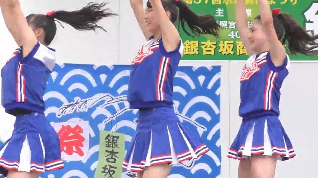 Cute Line Dancing Cheerleaders 2