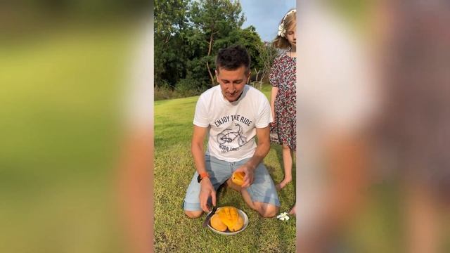 КАК ПРАВИЛЬНО РАЗРЕЗАТЬ МАНГО!