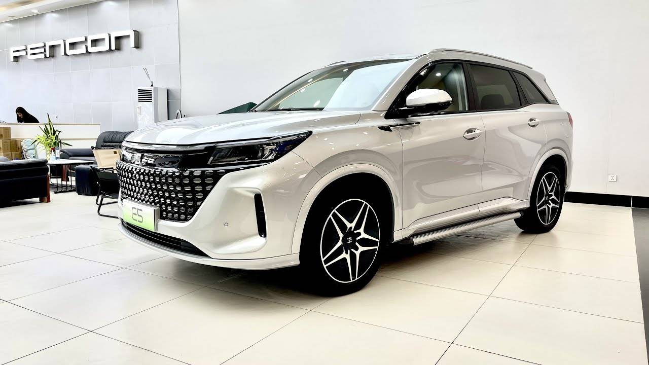 🚙 DFSK E5 DE-i 2024 — СОВРЕМЕННЫЙ БЕЛЫЙ ВНЕДРОЖНИК | Полный обзор экстерьера и интерьера