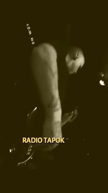 RADIO TAPOK - Мёртвый Анархист #корольишут #горшок #музыка #rock #shortvideo