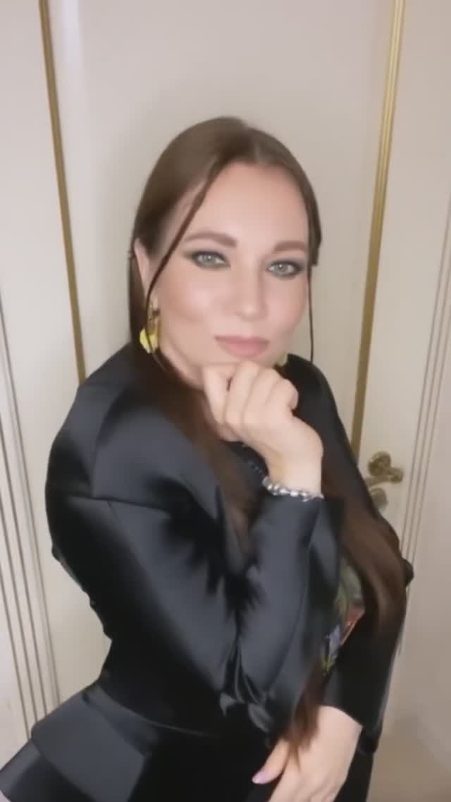 СОЗДАМ стильный образ ❤️ Куча советов на моей странице   “#прически #макияж #локоны