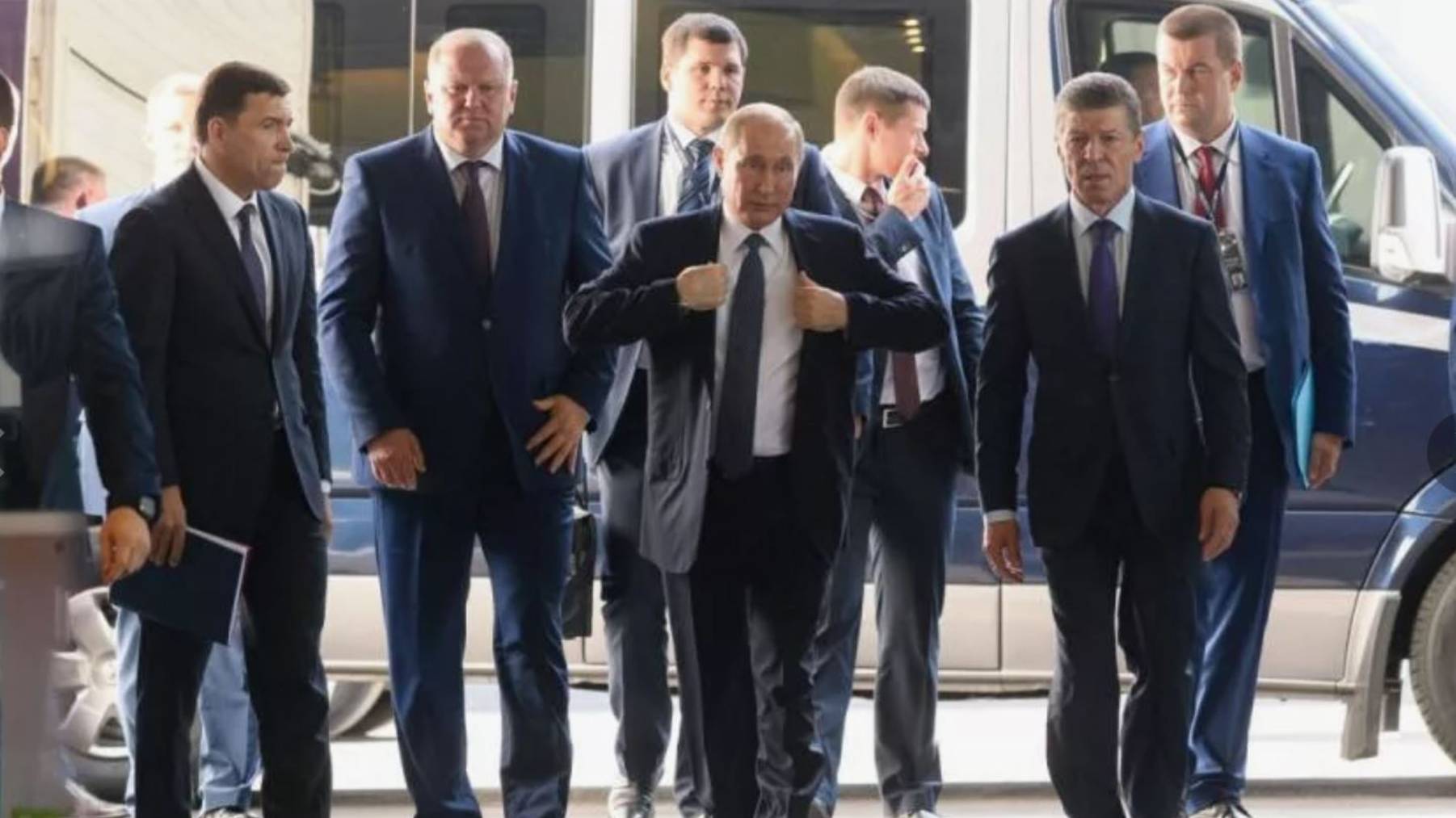 ВОТ ЭТО ПОВОРОТ